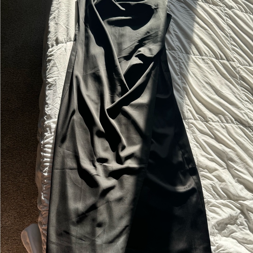 Lulu's Elegant Black Maxi Dress